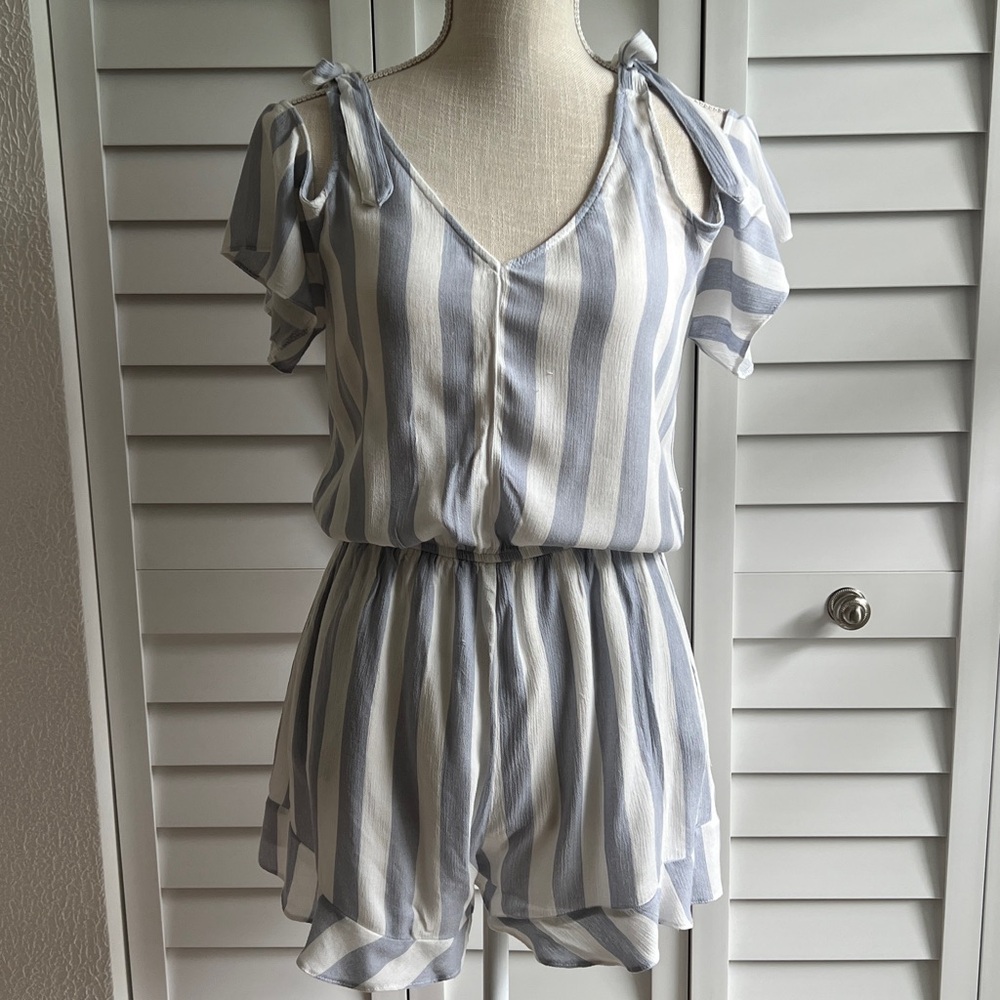 American Eagle Outfitters Romper